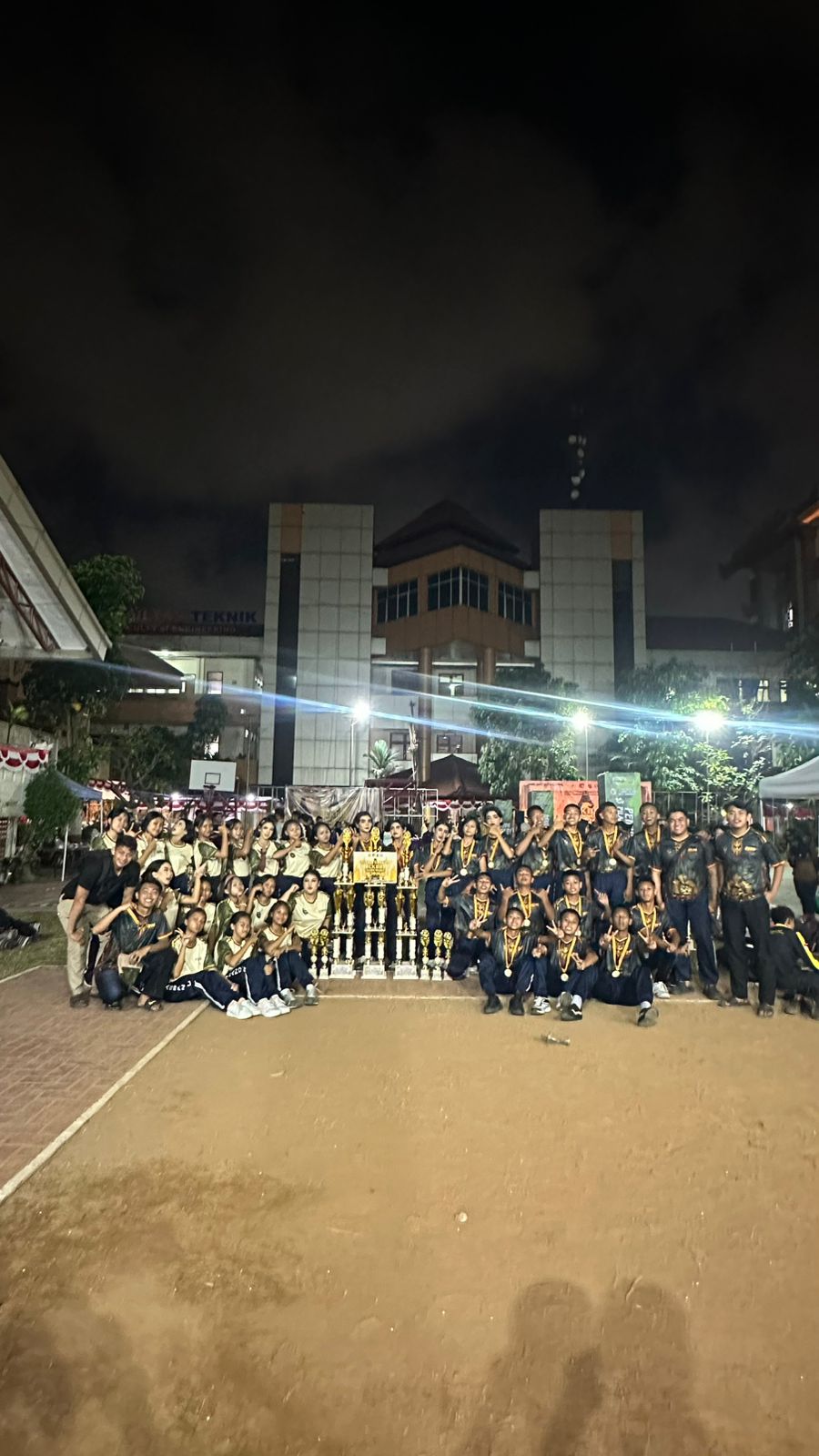 Juara Umum LKBB Raden Wijaya di Universitas Raden Wijaya Kusuma Surabaya se Jawa Timur
